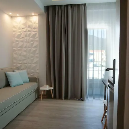 Lejlighedshotel Anemoessa Elegant 4*