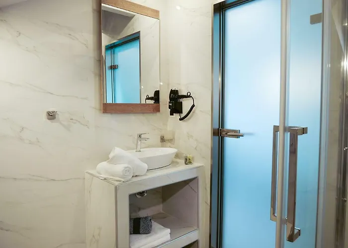 アパートホテル Anemoessa Elegant