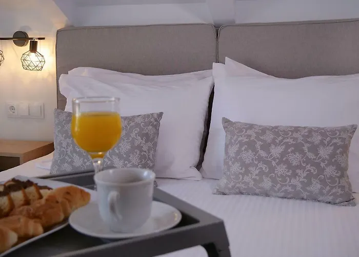 Anemoessa Elegant アパートホテル