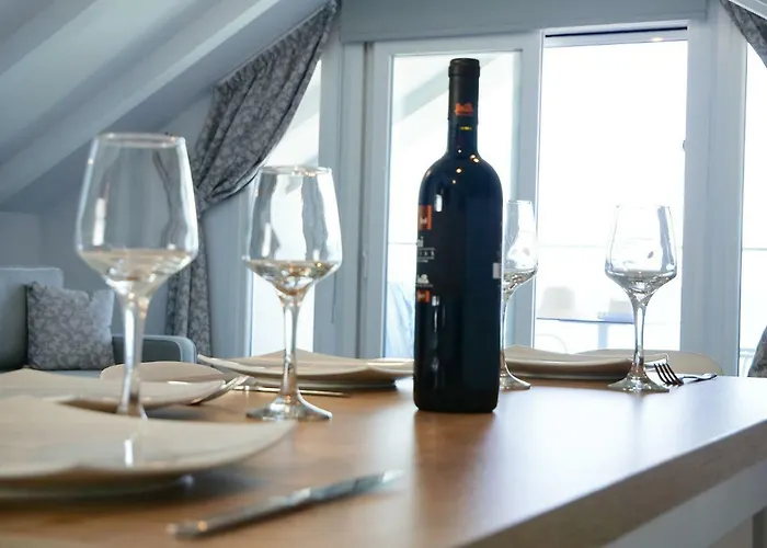 アパートホテル Anemoessa Elegant